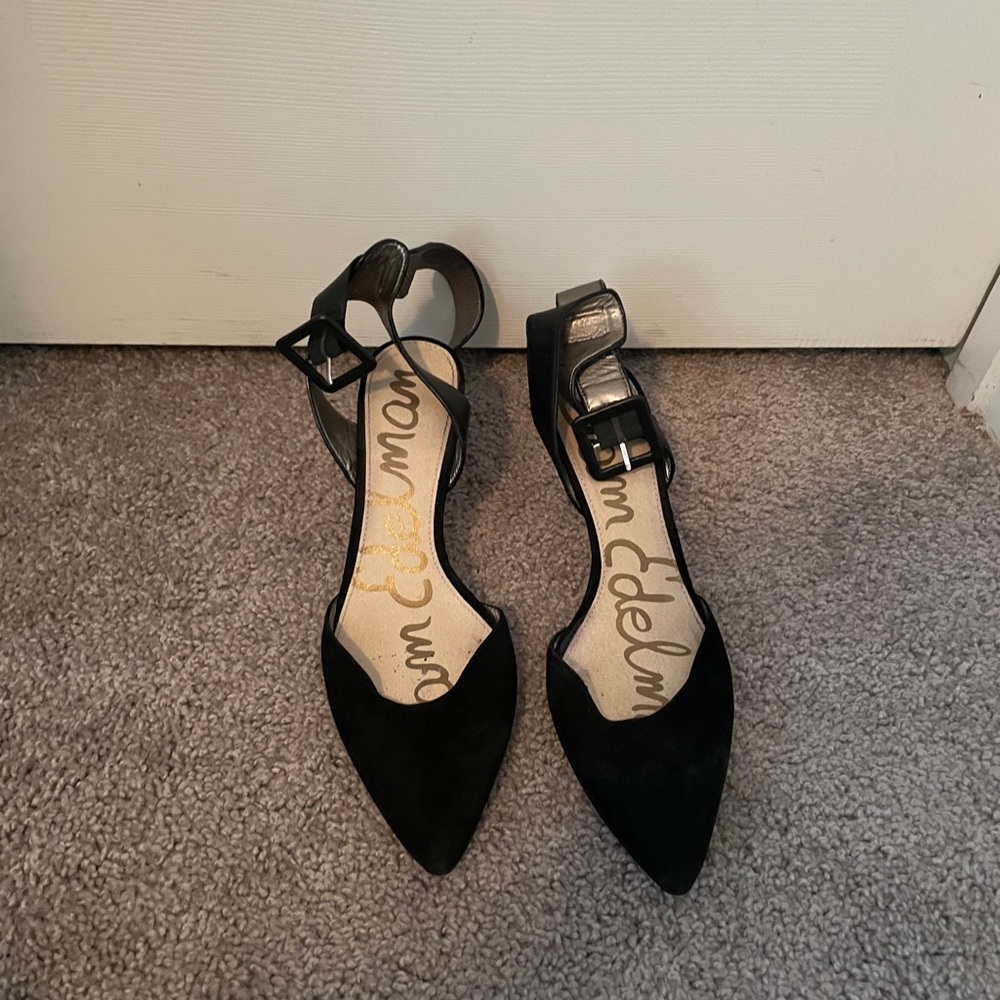 Sam Edelman low black heel